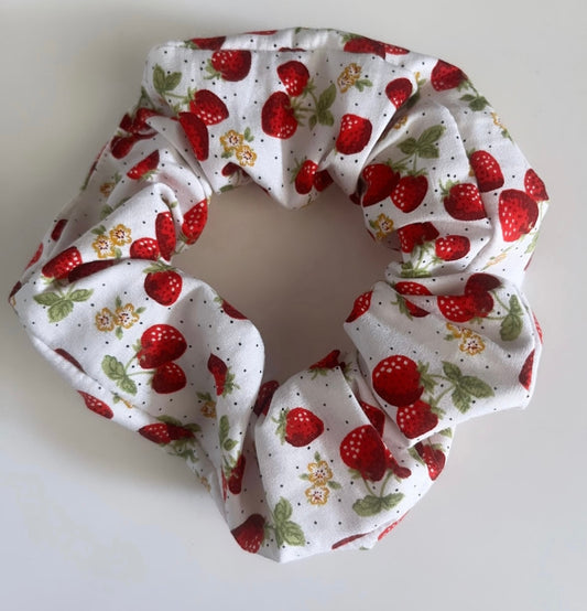 Hair Scrunchies (Strawberries & Cream)