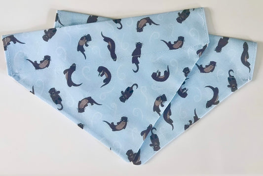 ‘Otterly Adorable’ Pet Bandana